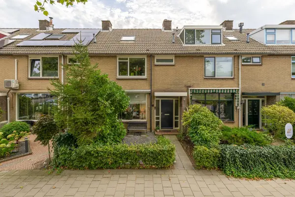 Mej. N. Schipperstraat 6