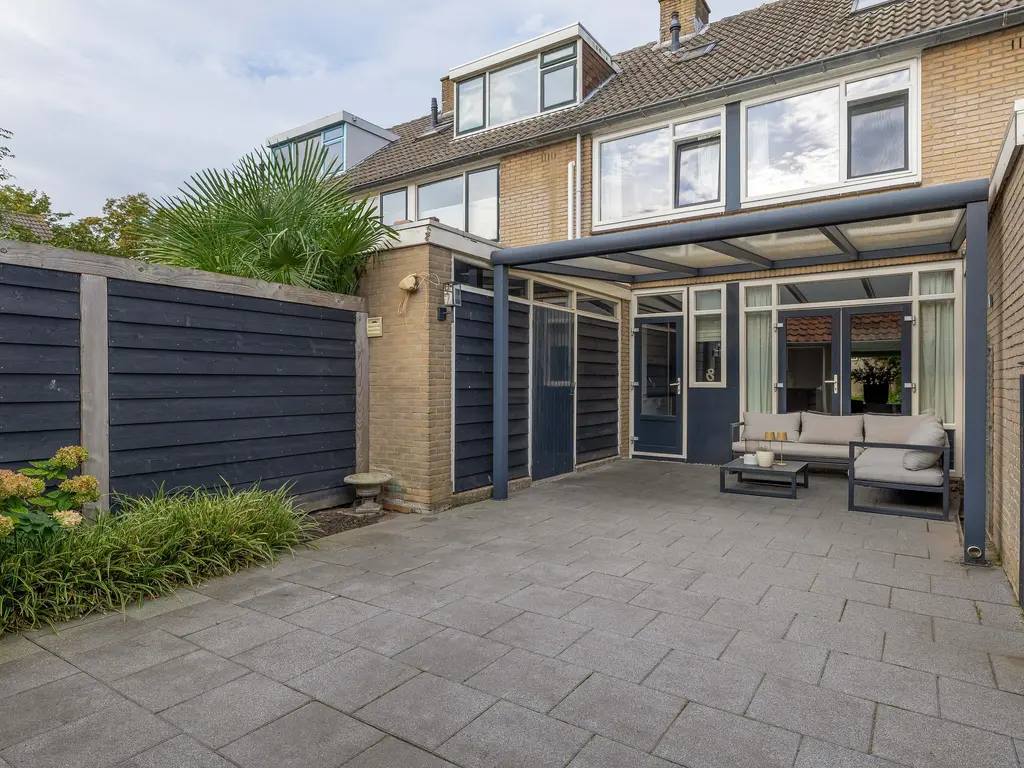 Mej. N. Schipperstraat 6, OUD-BEIJERLAND