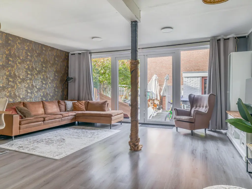De Zeeg 60, BARENDRECHT