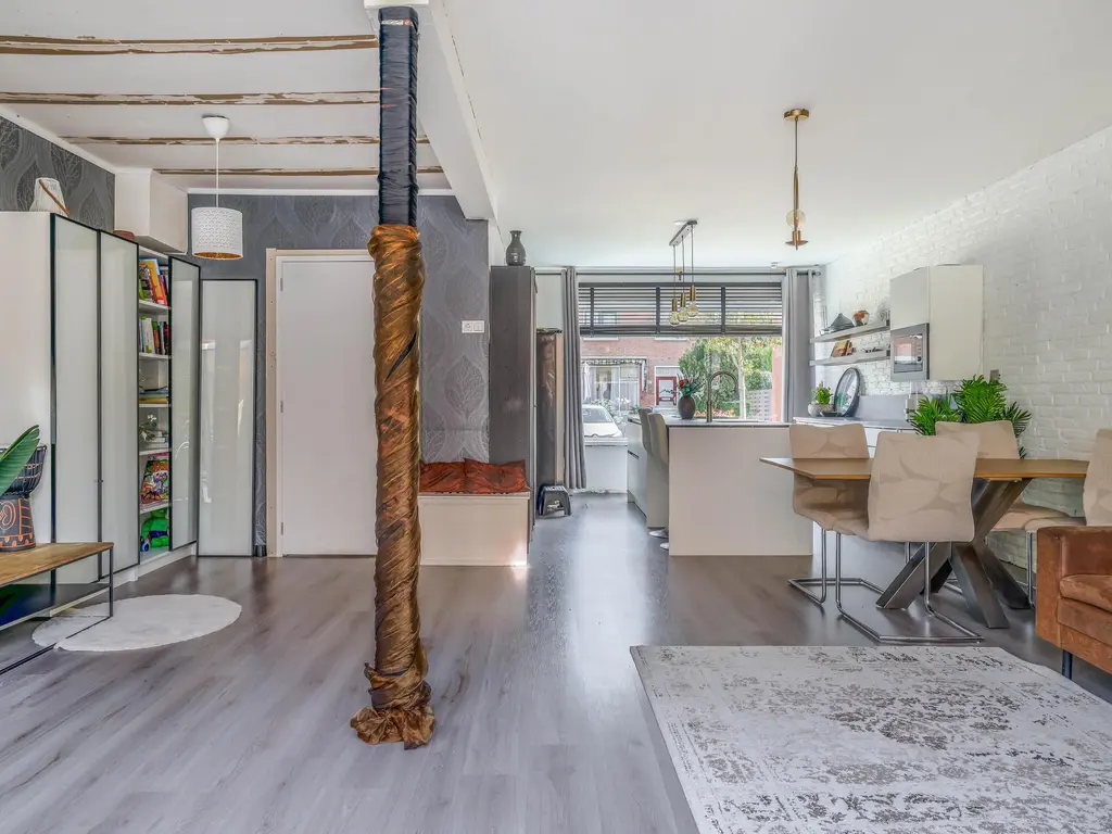 De Zeeg 60, BARENDRECHT