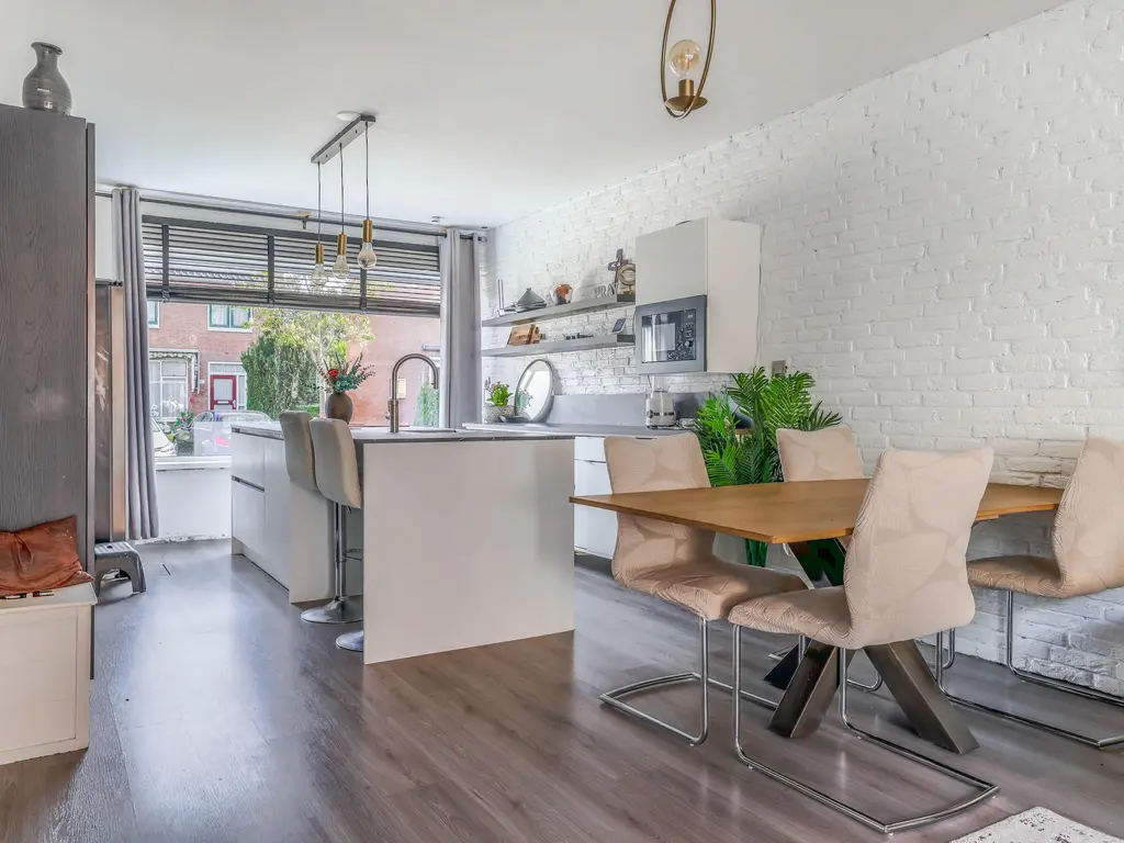 De Zeeg 60, BARENDRECHT