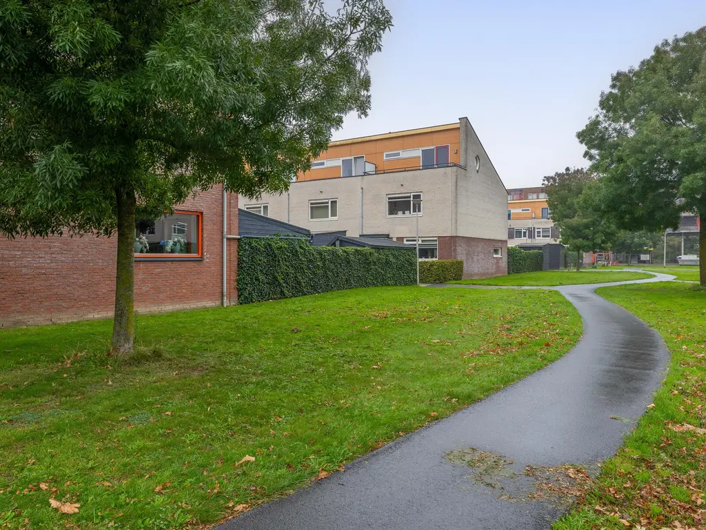 Eikenlaan 26, Rozenburg