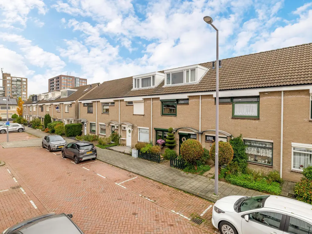 Basrastraat 22, ROTTERDAM