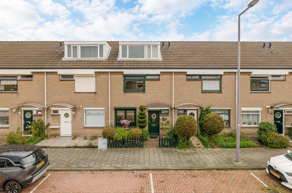 Basrastraat 22