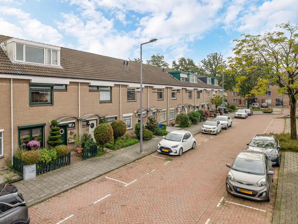 Basrastraat 22, ROTTERDAM