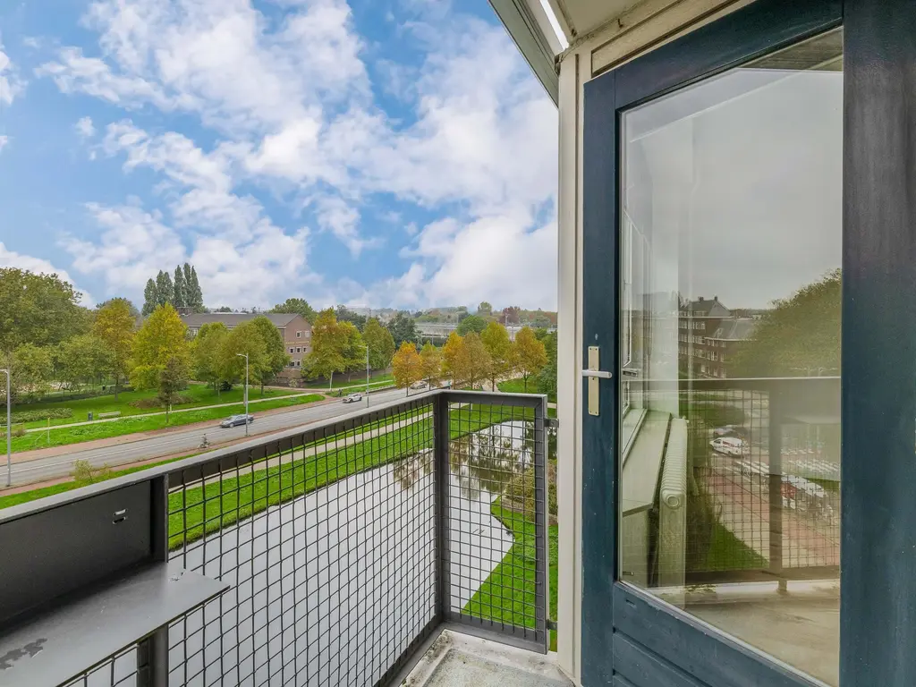 Suze Groeneweglaan 149, ROTTERDAM