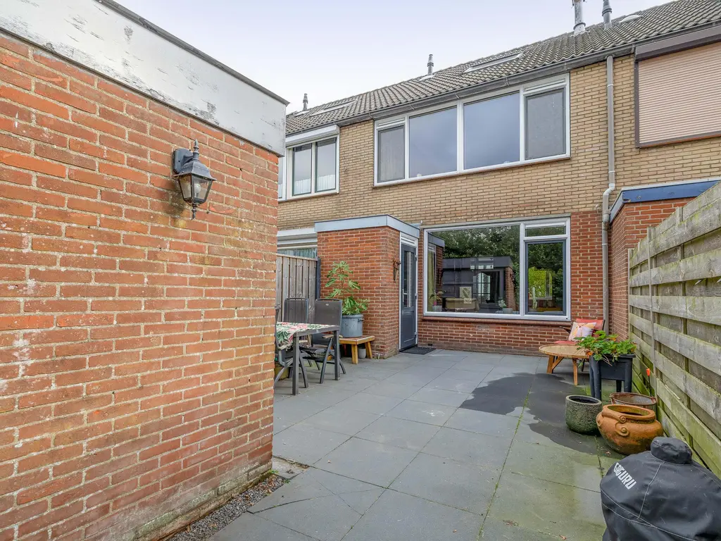 Binnensingel 31, STRIJEN