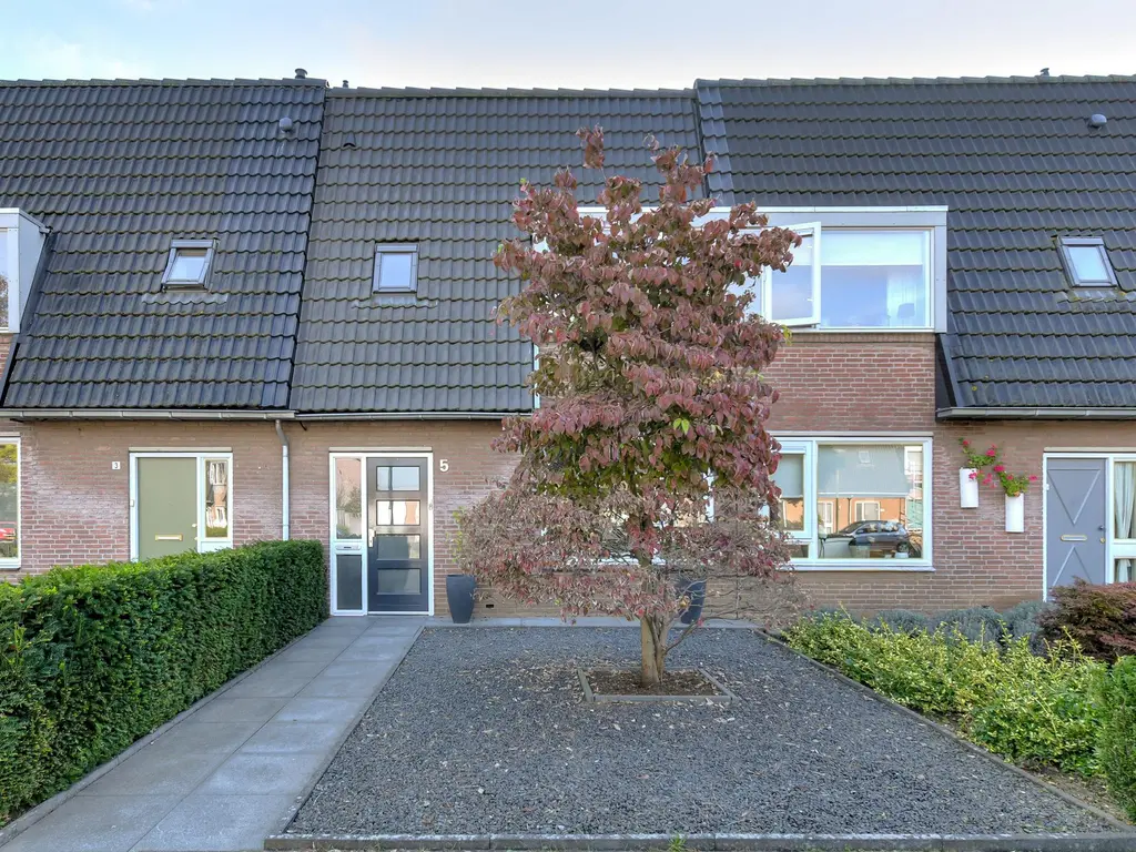 Esdonk 5, OOSTERHOUT