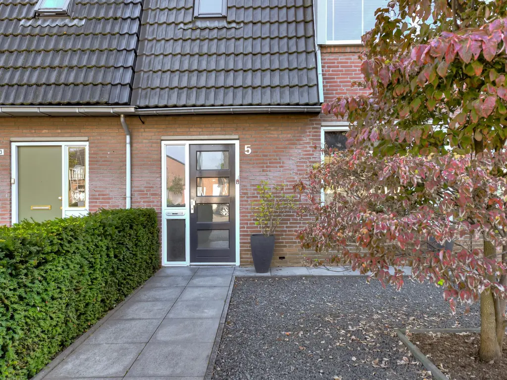 Esdonk 5, OOSTERHOUT