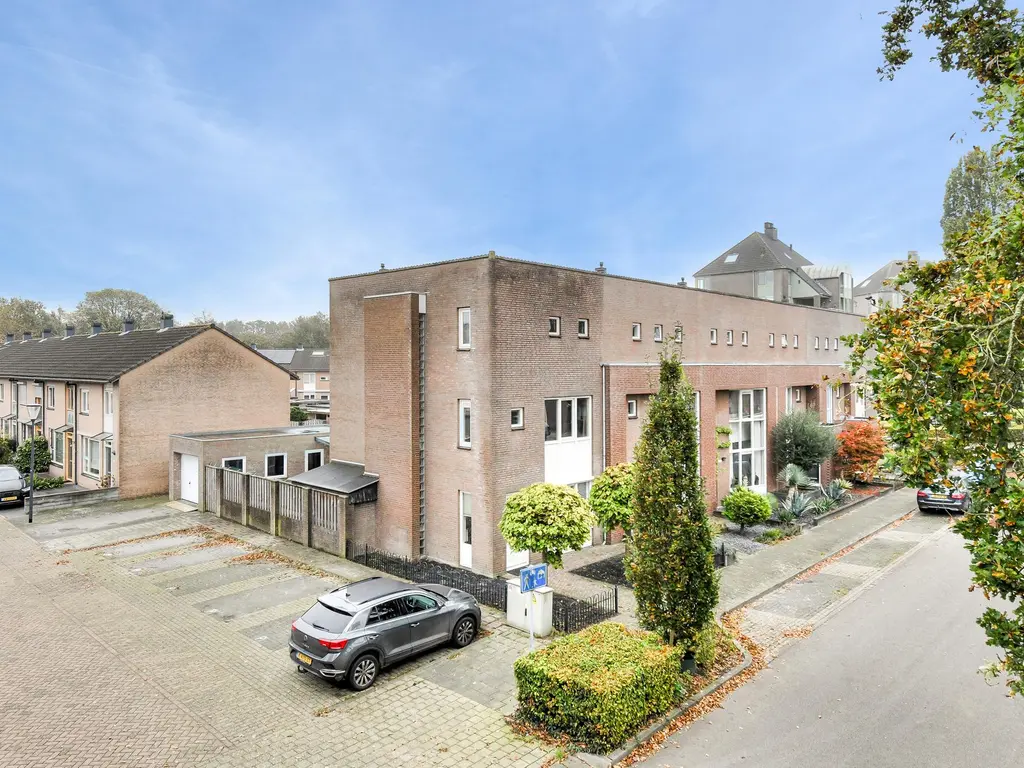 Zeislaan 21, OOSTERHOUT