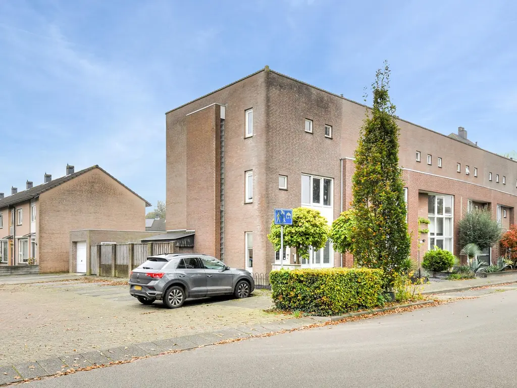 Zeislaan 21, OOSTERHOUT