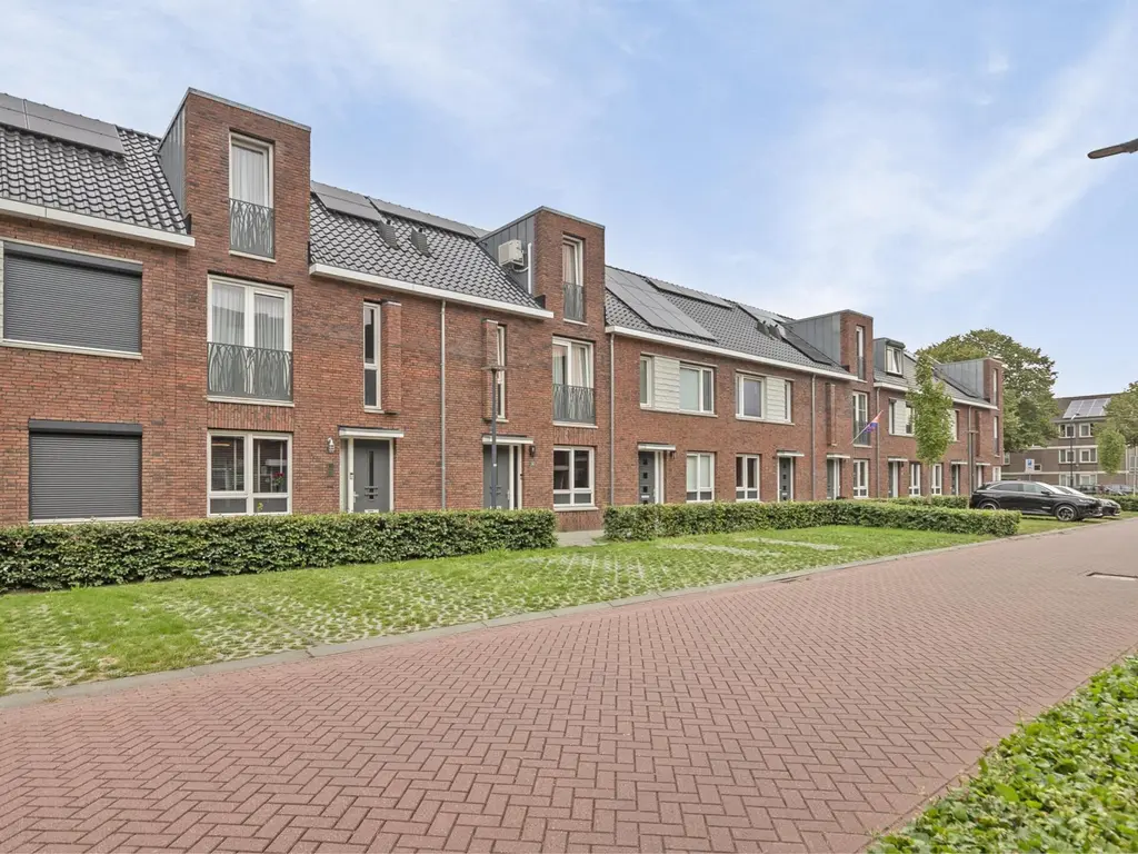 Santrijnhof 18, OOSTERHOUT