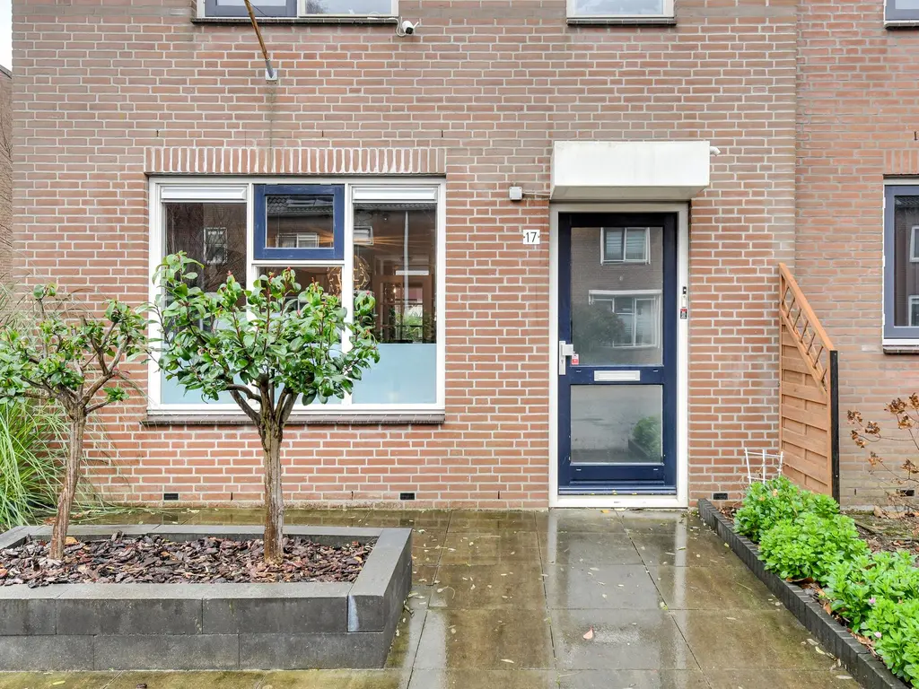 G. van Balenstraat 17, RAAMSDONKSVEER