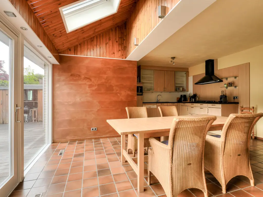 Lijndonk 152, OOSTERHOUT