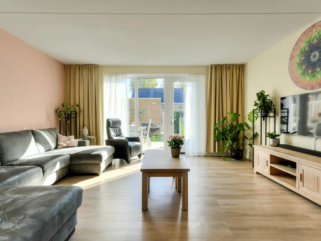Heinsiusstraat 25, OOSTERHOUT