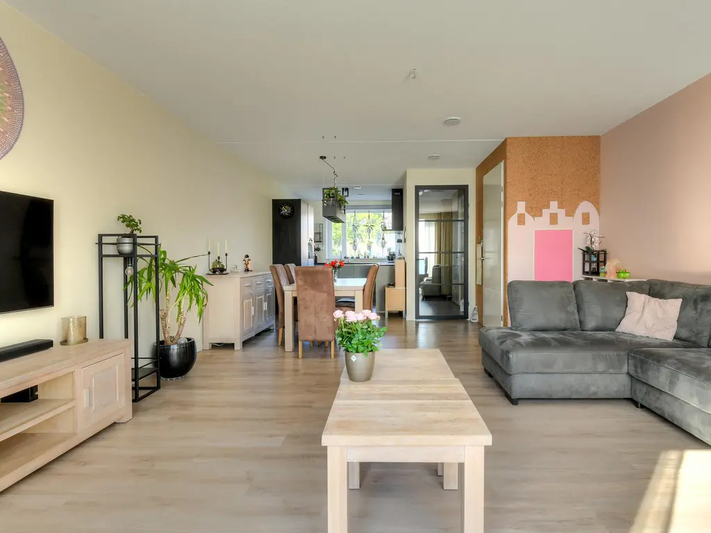Heinsiusstraat 25, OOSTERHOUT
