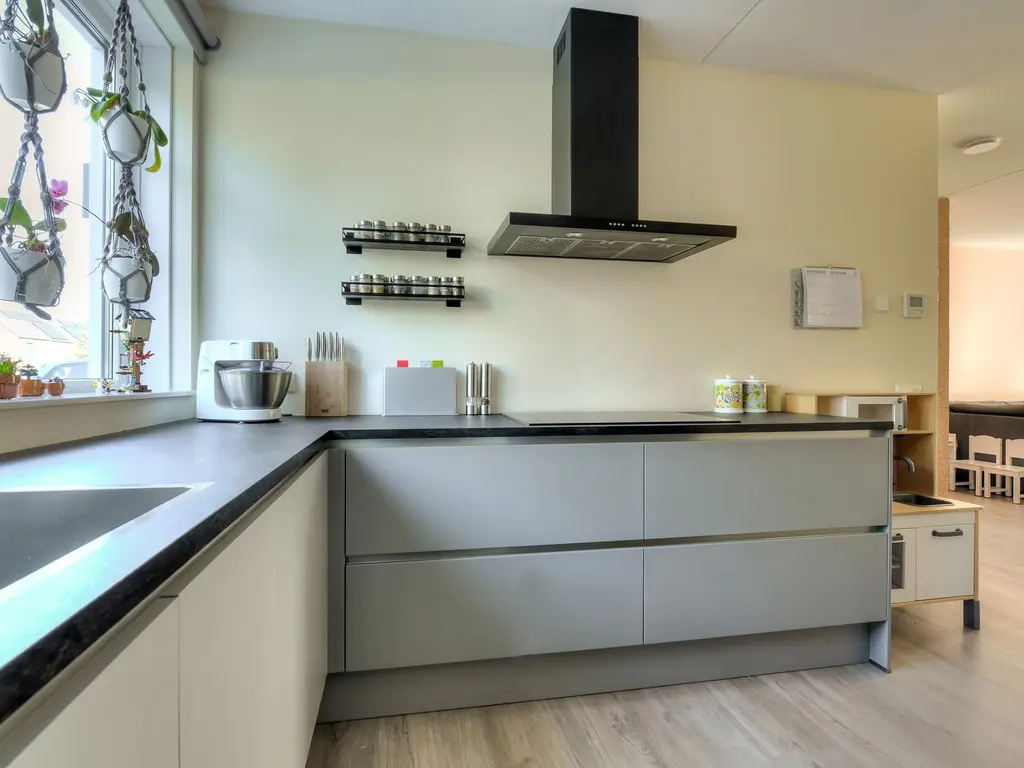 Heinsiusstraat 25, OOSTERHOUT
