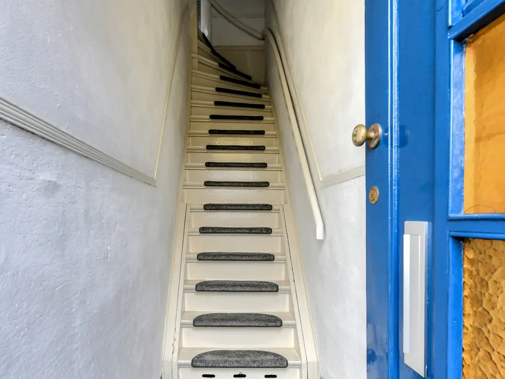 Nassausingel 23A, BREDA