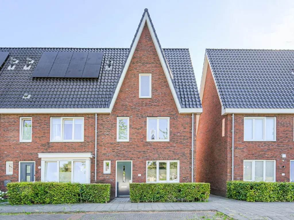 Turfsteker 12, TERHEIJDEN
