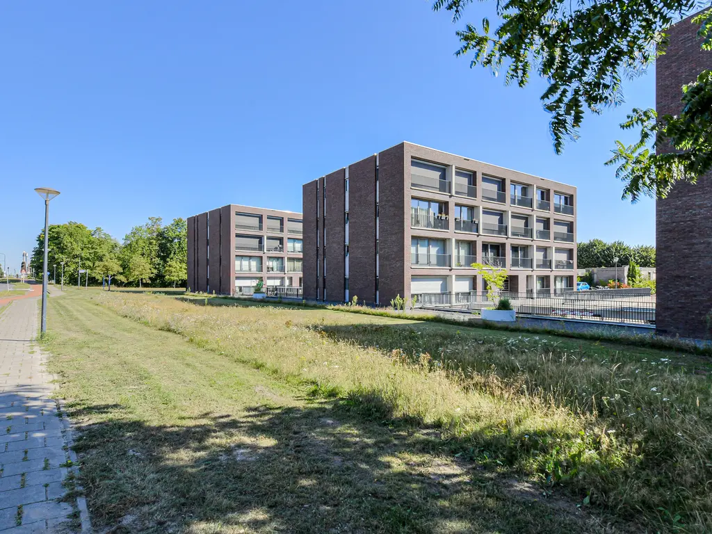 Vrachelsedijk 155, OOSTERHOUT