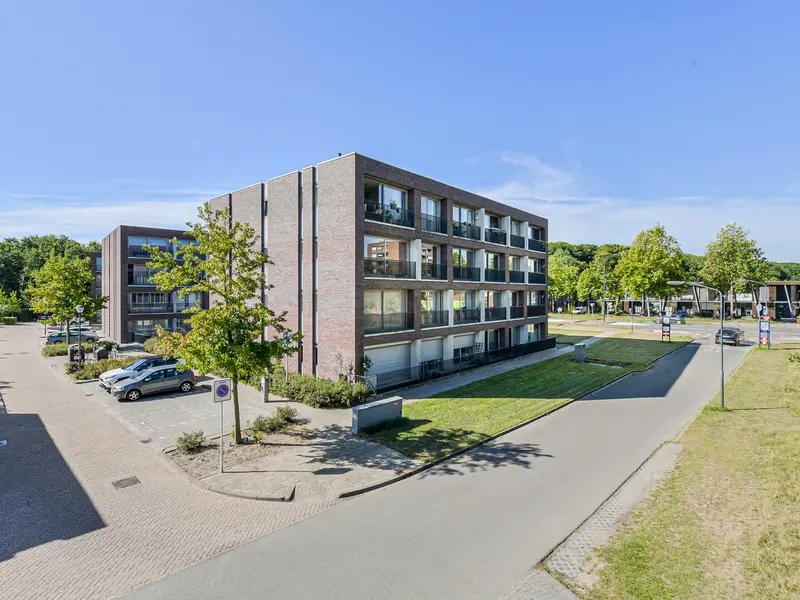 Vrachelsedijk 155, OOSTERHOUT