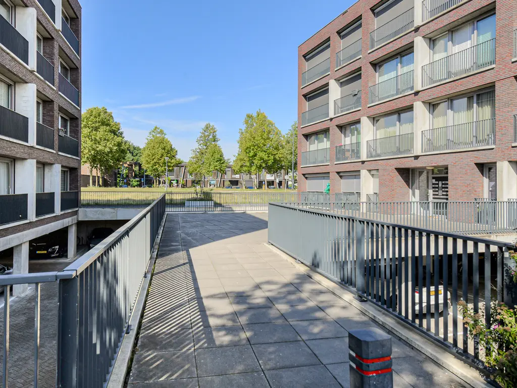 Vrachelsedijk 155, OOSTERHOUT