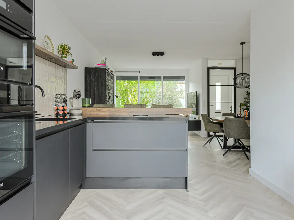 Anemoonlaan 36a, RAAMSDONKSVEER