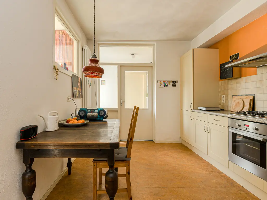 Cederstraat 13, DORST