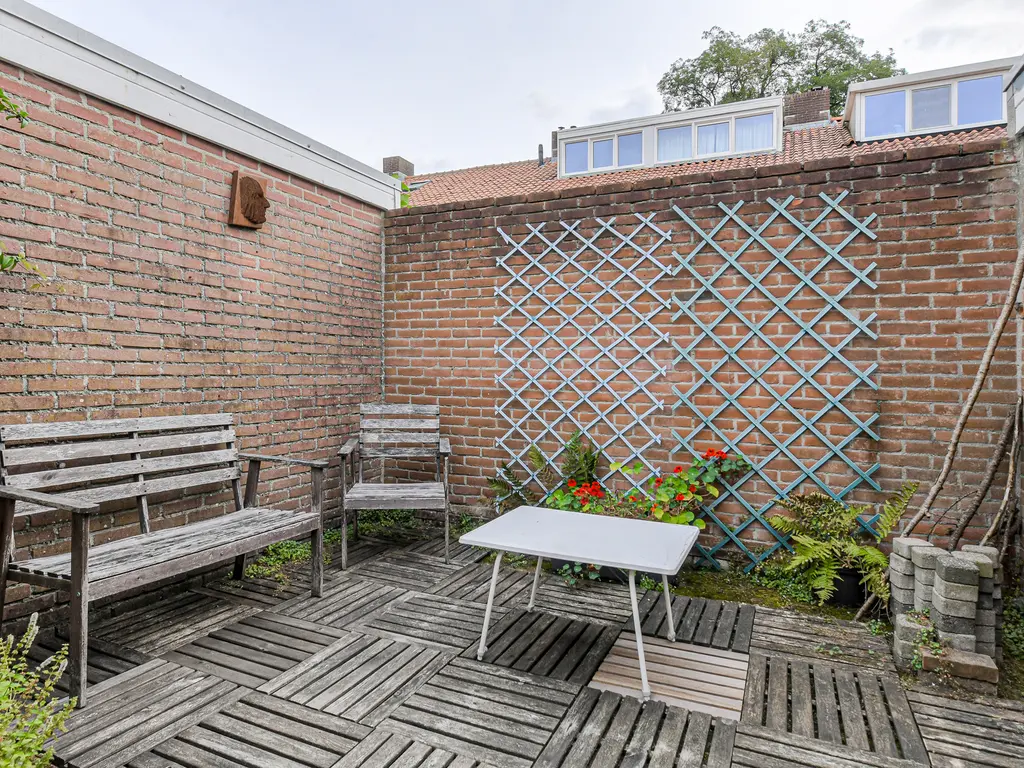 Cederstraat 13, DORST