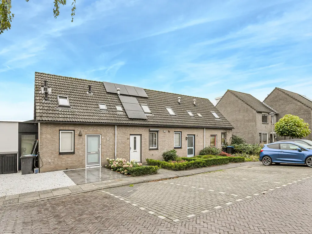 Morgenstond 20, HOOGE ZWALUWE