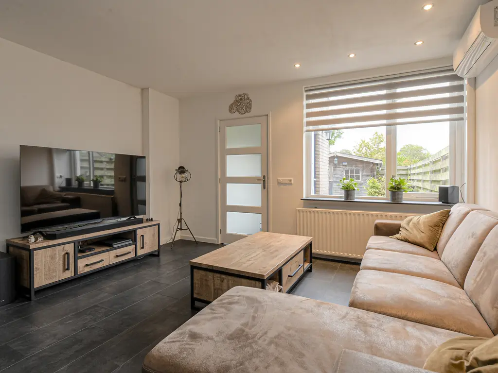 Morgenstond 20, HOOGE ZWALUWE