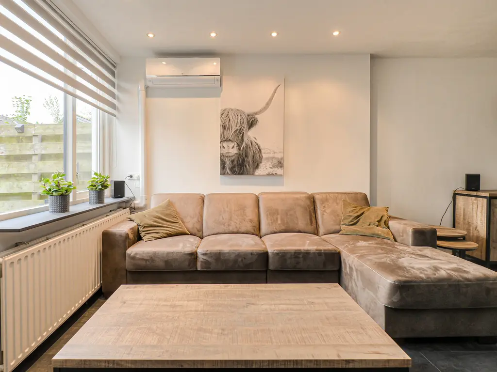 Morgenstond 20, HOOGE ZWALUWE