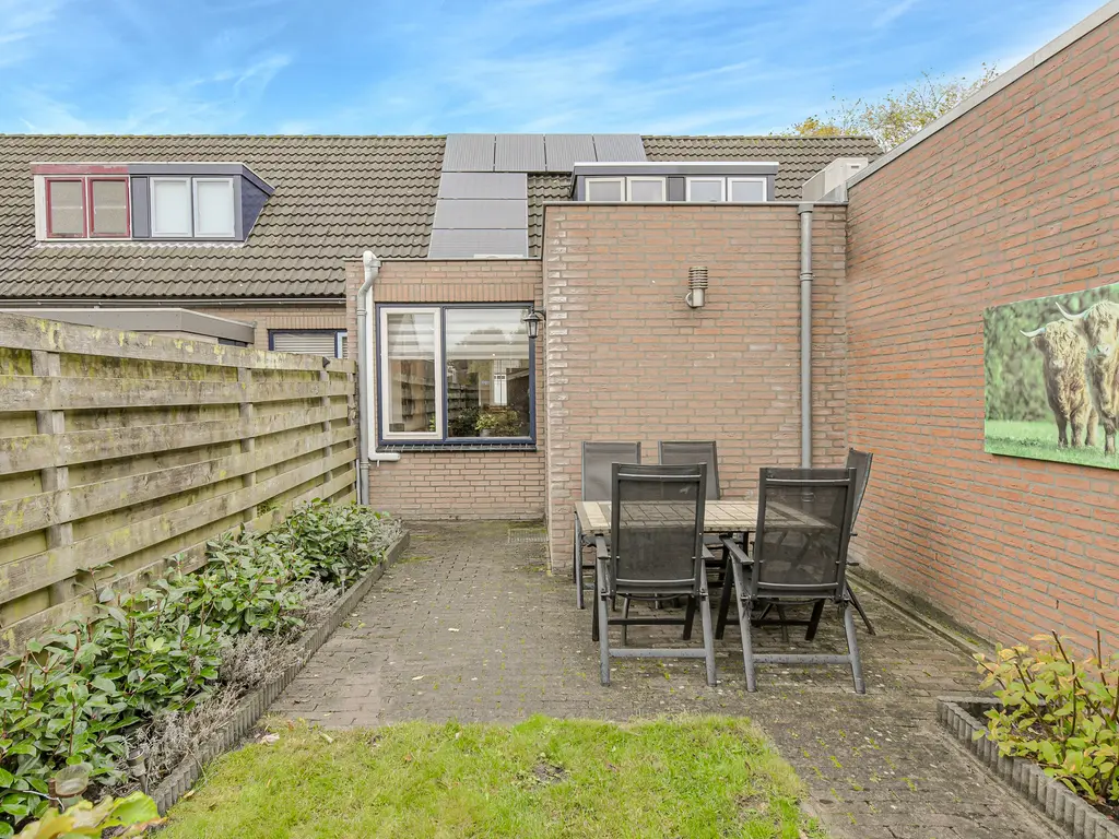 Morgenstond 20, HOOGE ZWALUWE