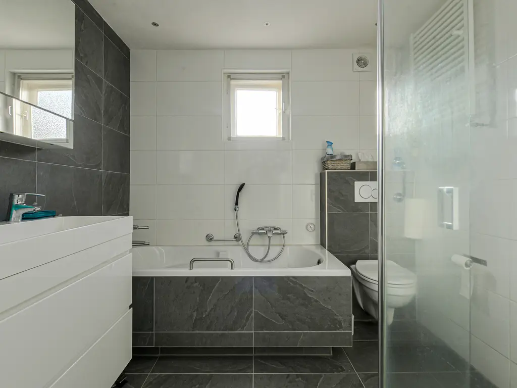 Brabantstraat 1, Terheijden