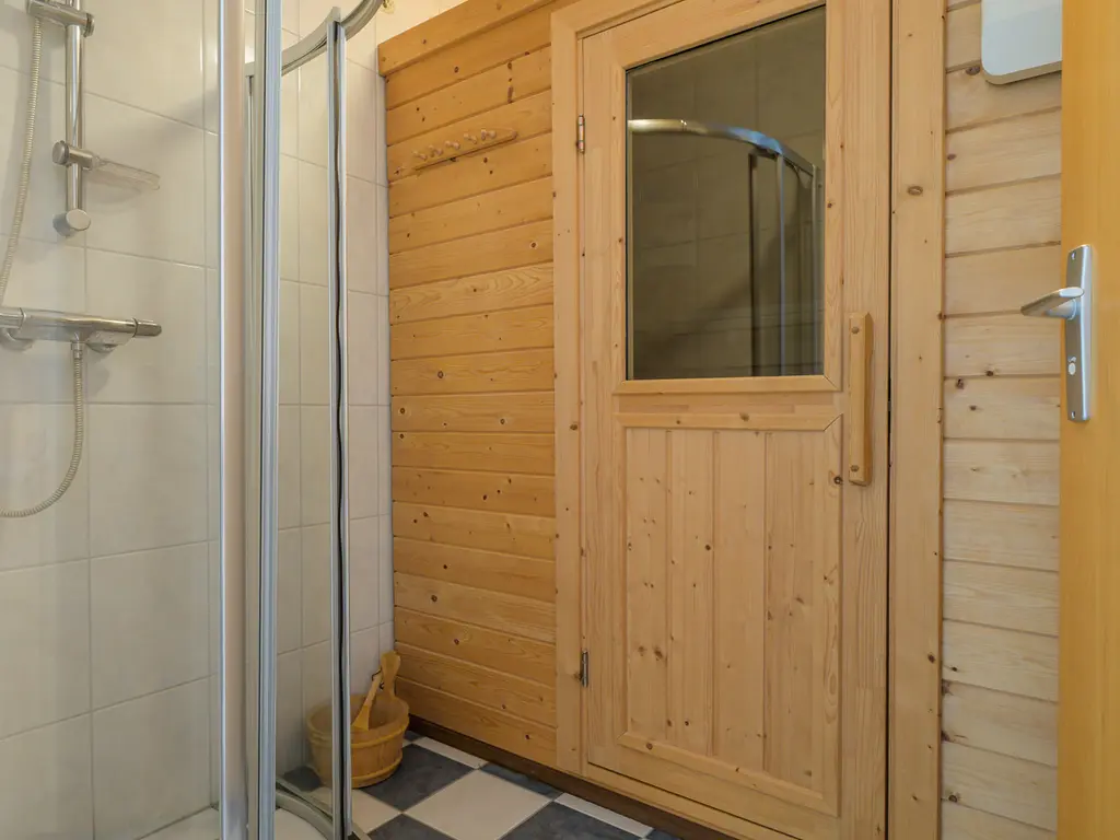 Nonnenveld 46, Breda