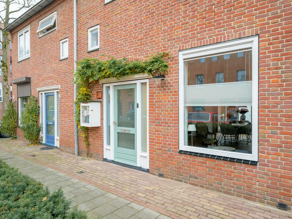 Curaçaostraat 30, BREDA