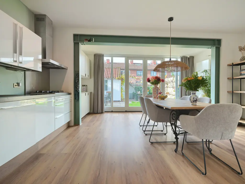 Curaçaostraat 30, BREDA