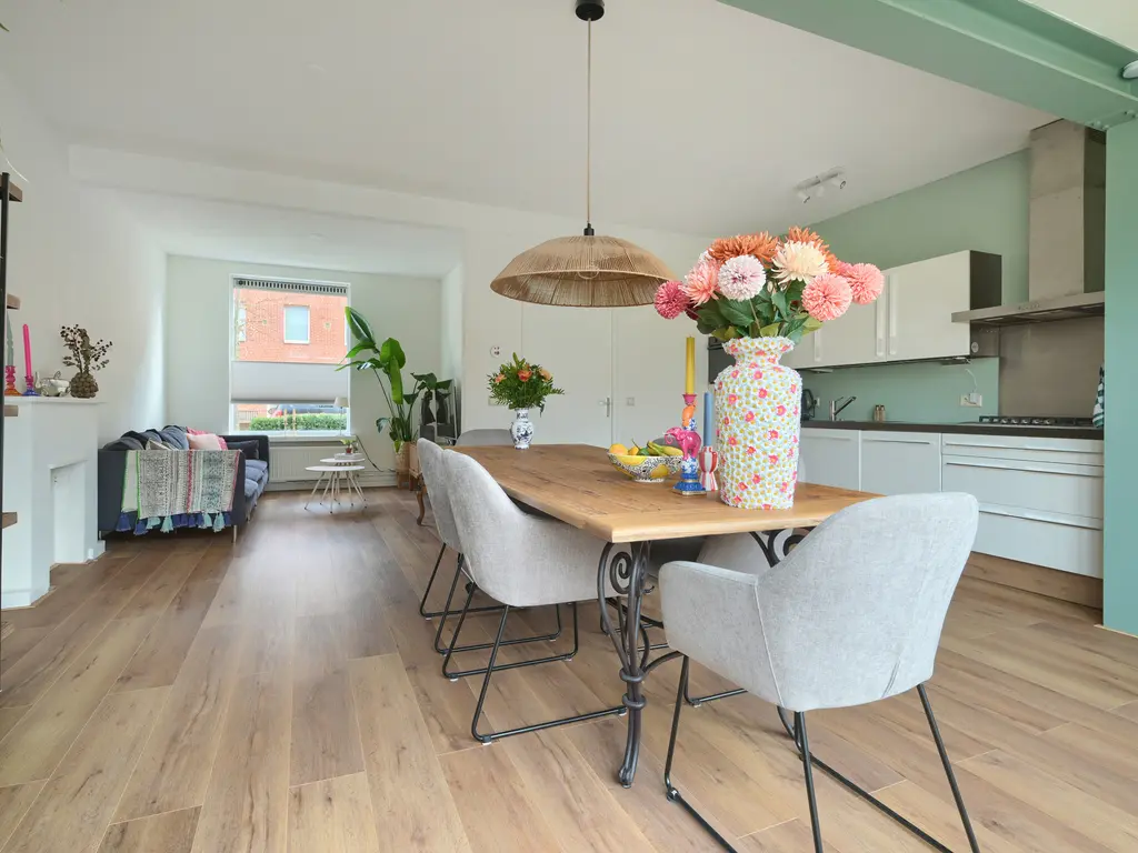 Curaçaostraat 30, BREDA