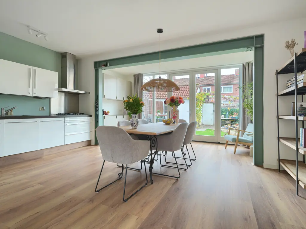 Curaçaostraat 30, BREDA