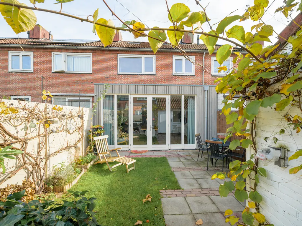 Curaçaostraat 30, BREDA