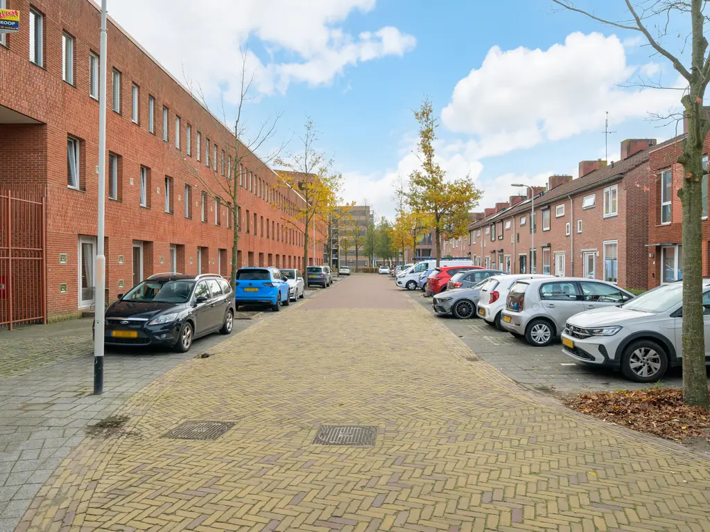 Curaçaostraat 30, BREDA