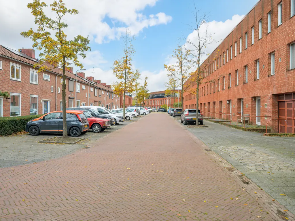 Curaçaostraat 30, BREDA