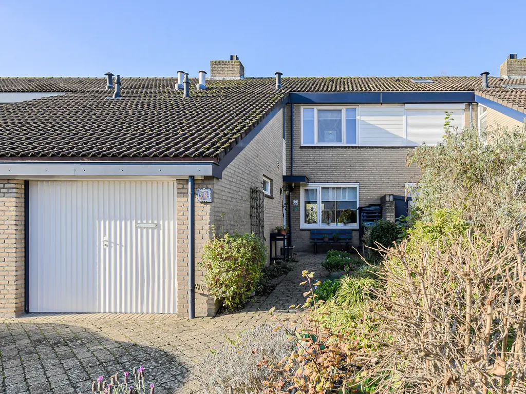 Orion 28, OOSTERHOUT