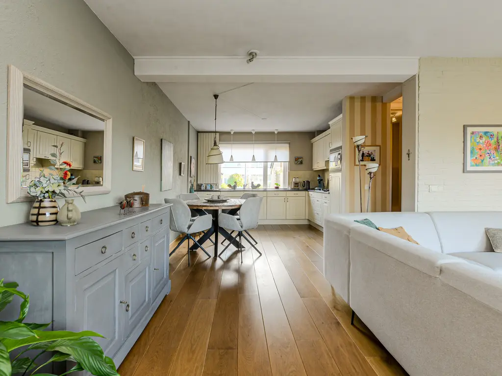 Orion 28, OOSTERHOUT