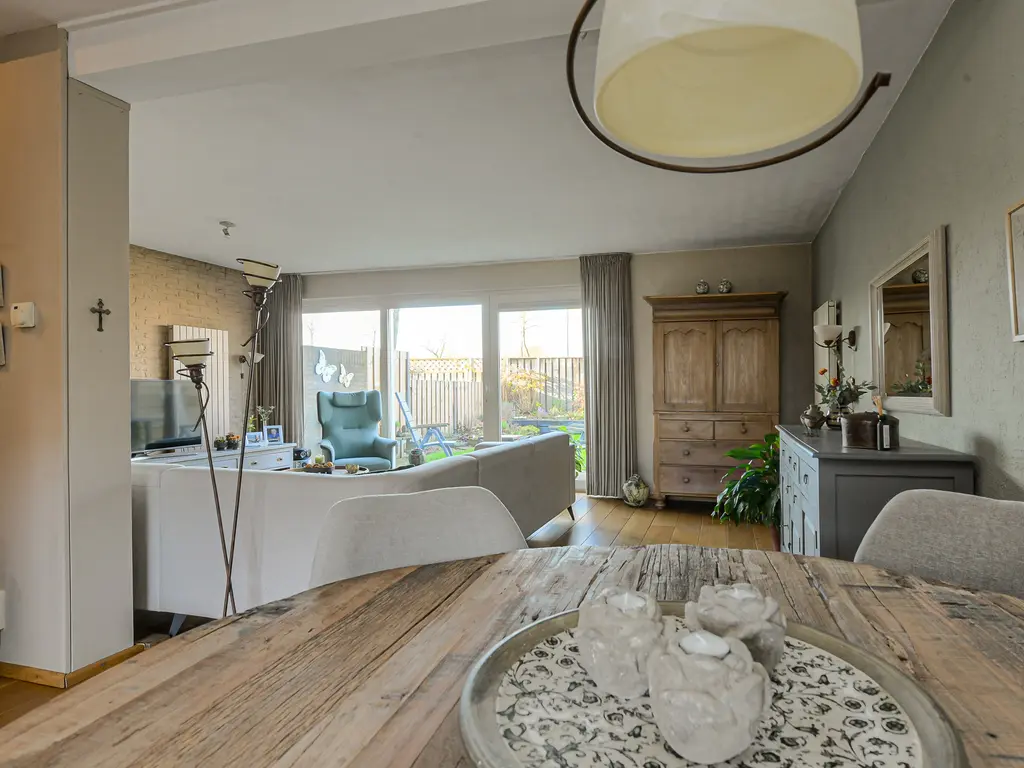 Orion 28, OOSTERHOUT