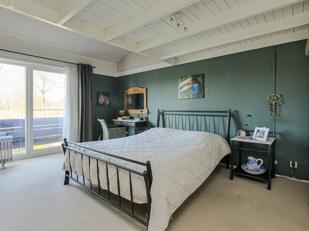 Orion 28, OOSTERHOUT