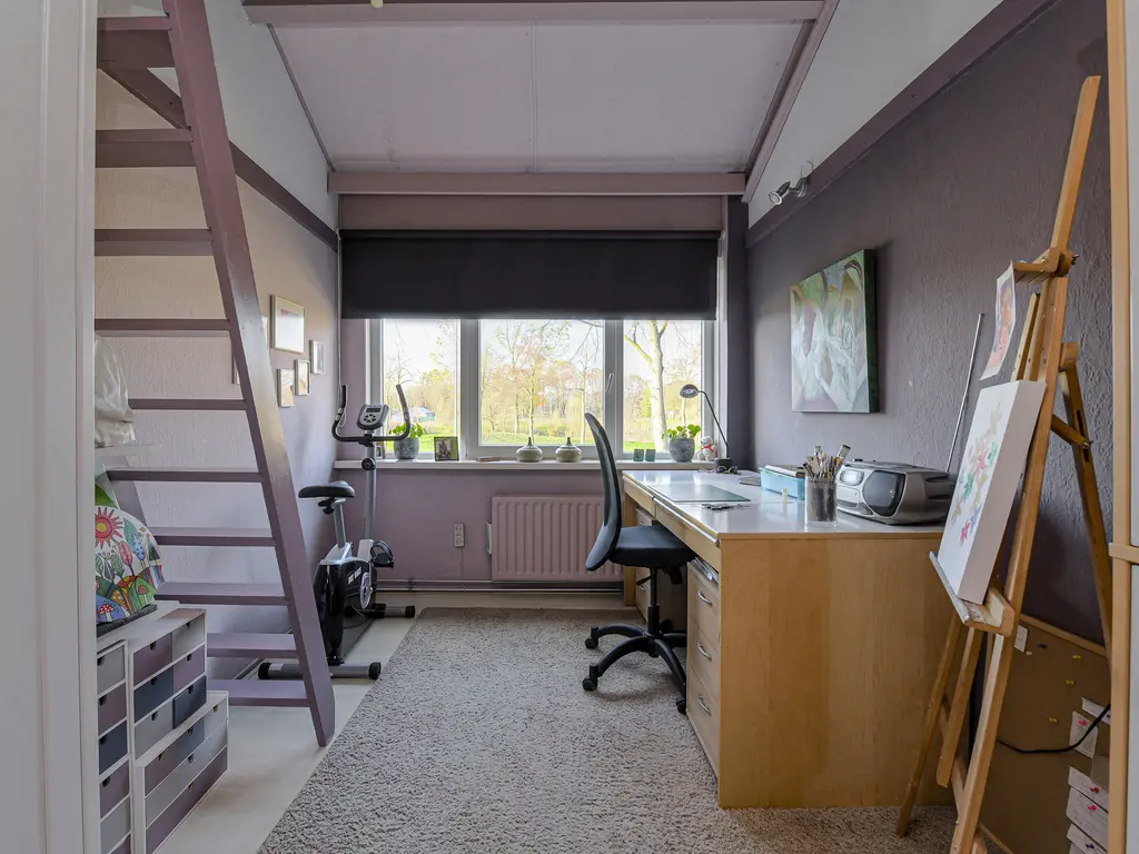 Orion 28, OOSTERHOUT