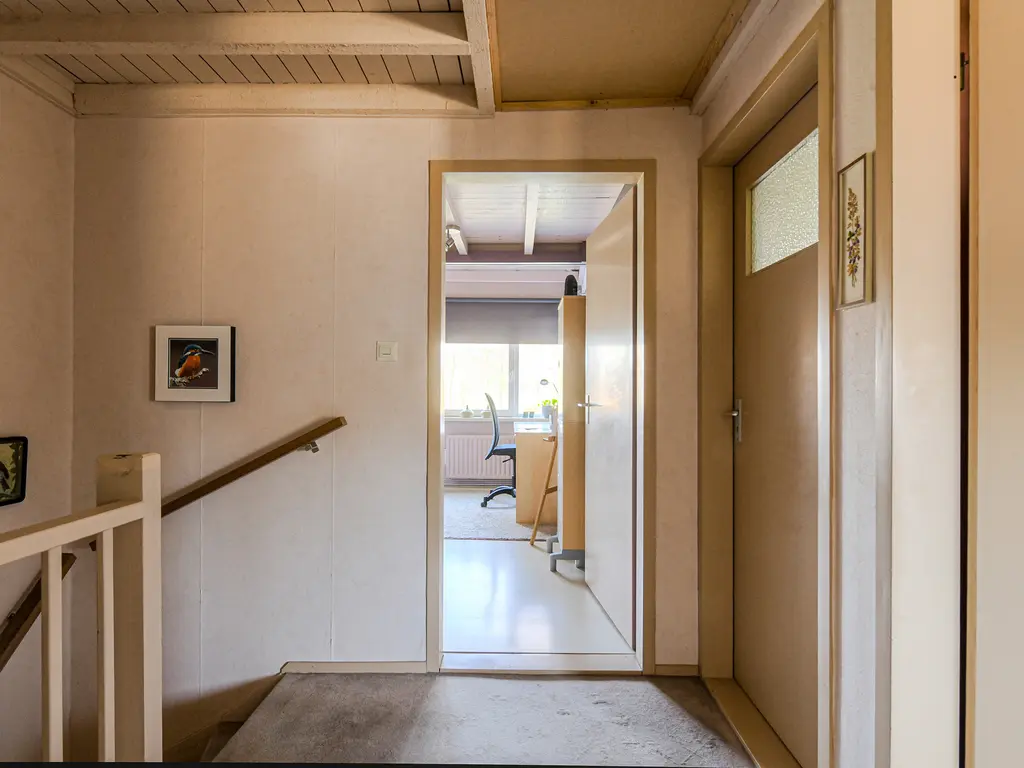 Orion 28, OOSTERHOUT