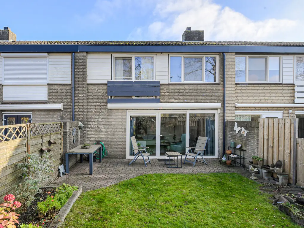 Orion 28, OOSTERHOUT