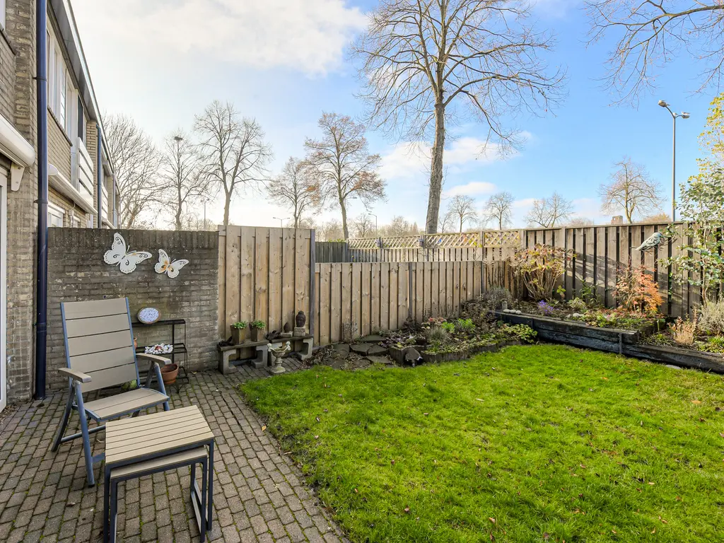 Orion 28, OOSTERHOUT